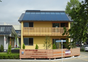 05_solarhouse_top.JPG